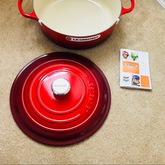 Le Creuset new #30 6.75qt Red - Picture 6 of 14